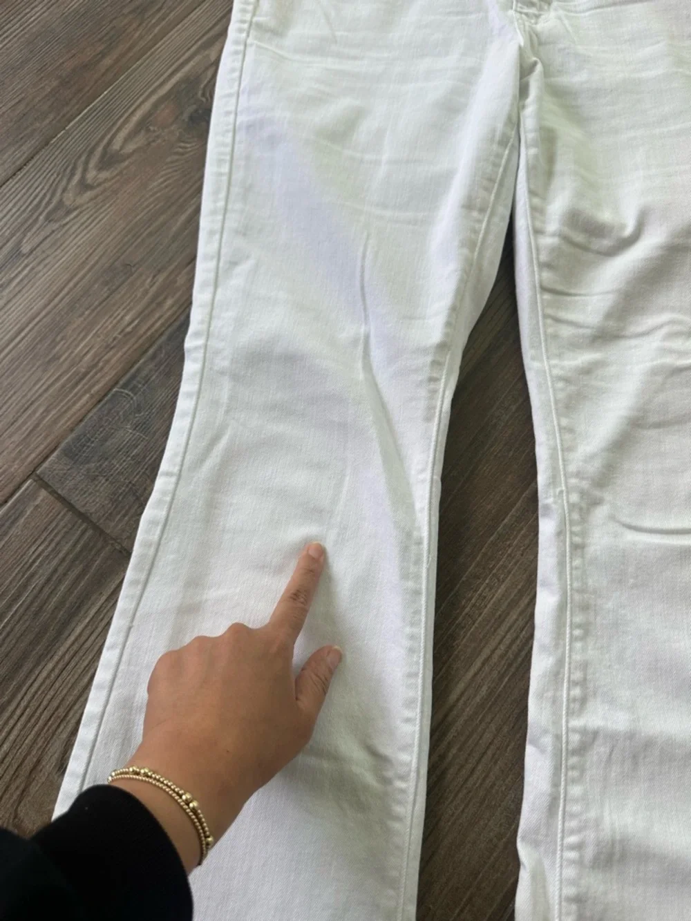 Levi's White Mid-Rise BootCut Flare Jeans - Picture 14 of 15